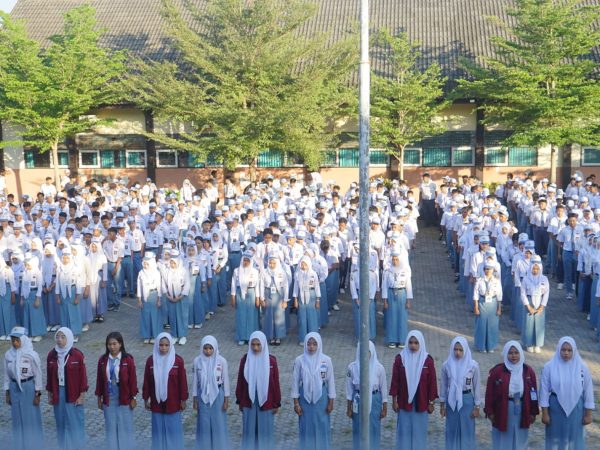 706 Murid Baru Resmi Ikuti MPLS 2026, SMKN 2 Kuripan Tanamkan Disiplin dan Karakter Sejak Hari Pertama